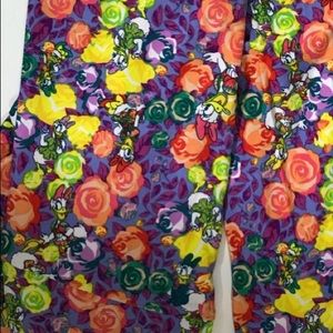 TC LuLaRoe Disney Leggings